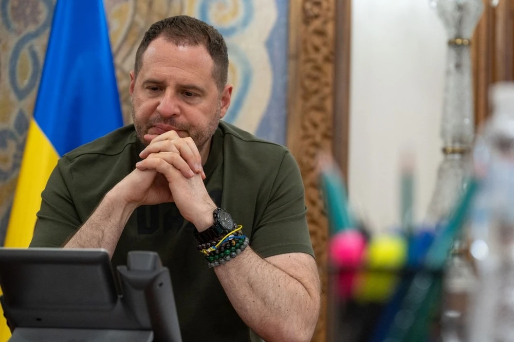 Ông Zelensky xoay sở thế nào sau khi ‘cánh tay phải’ từ chức?