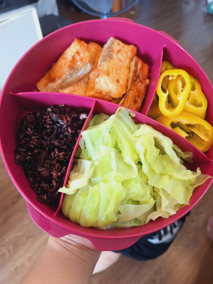 Tự nấu cơm mang đi làm, mẹ 8X giảm 15 kg sau 9 tháng 11 Tự nấu cơm mang đi làm, mẹ 8X giảm 15 kg sau 9 tháng - 10