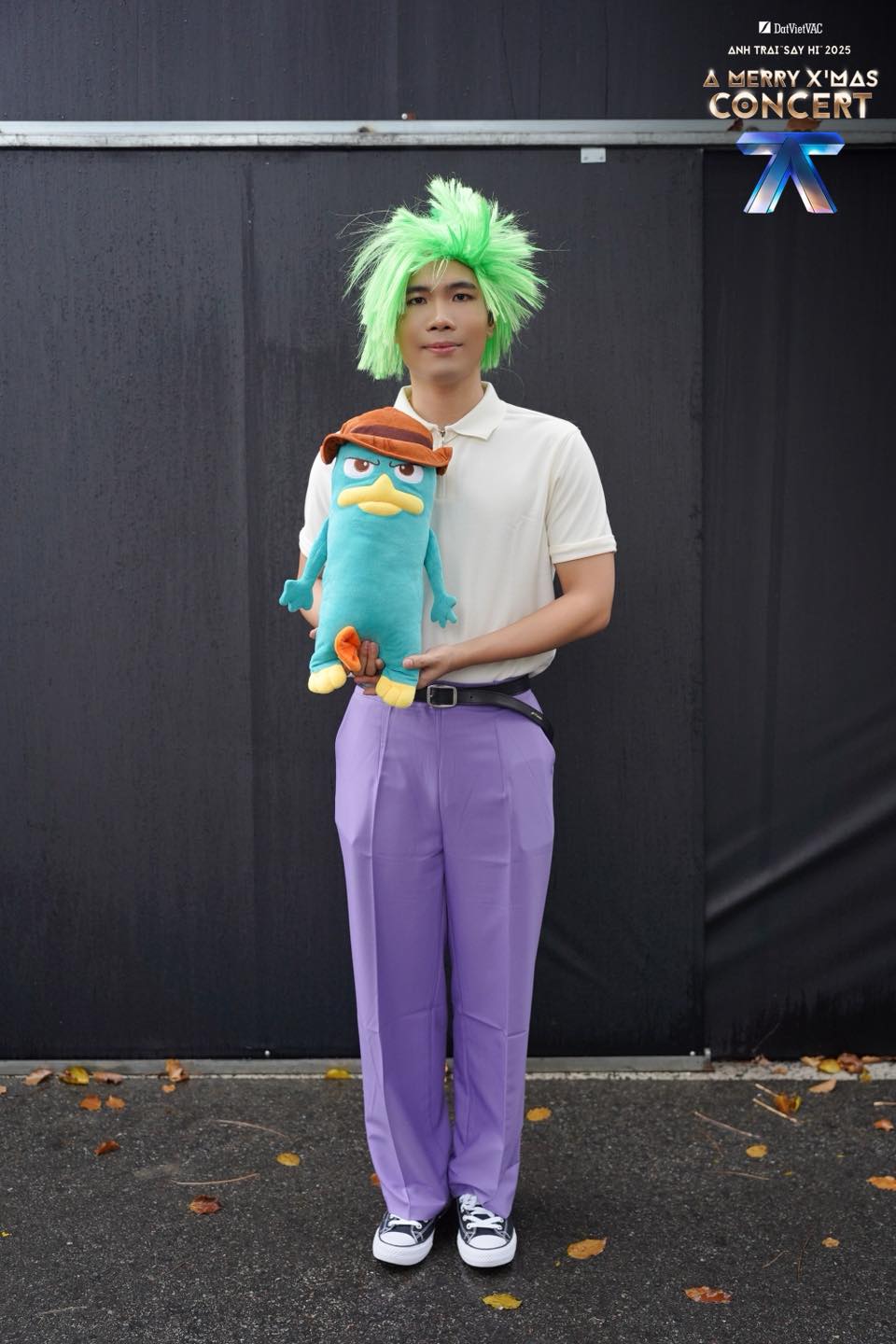 Độ chịu chi của fan trước concert 'Anh trai say hi' và buổi tổng duyệt 'bất ổn'- Ảnh 14. Độ chịu chi của fan trước concert 'Anh trai say hi' và buổi tổng duyệt 'bất ổn'- Ảnh 14.