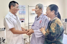 Báo động đỏ cứu người đàn ông nguy kịch sau cơn đau bụng dữ dội