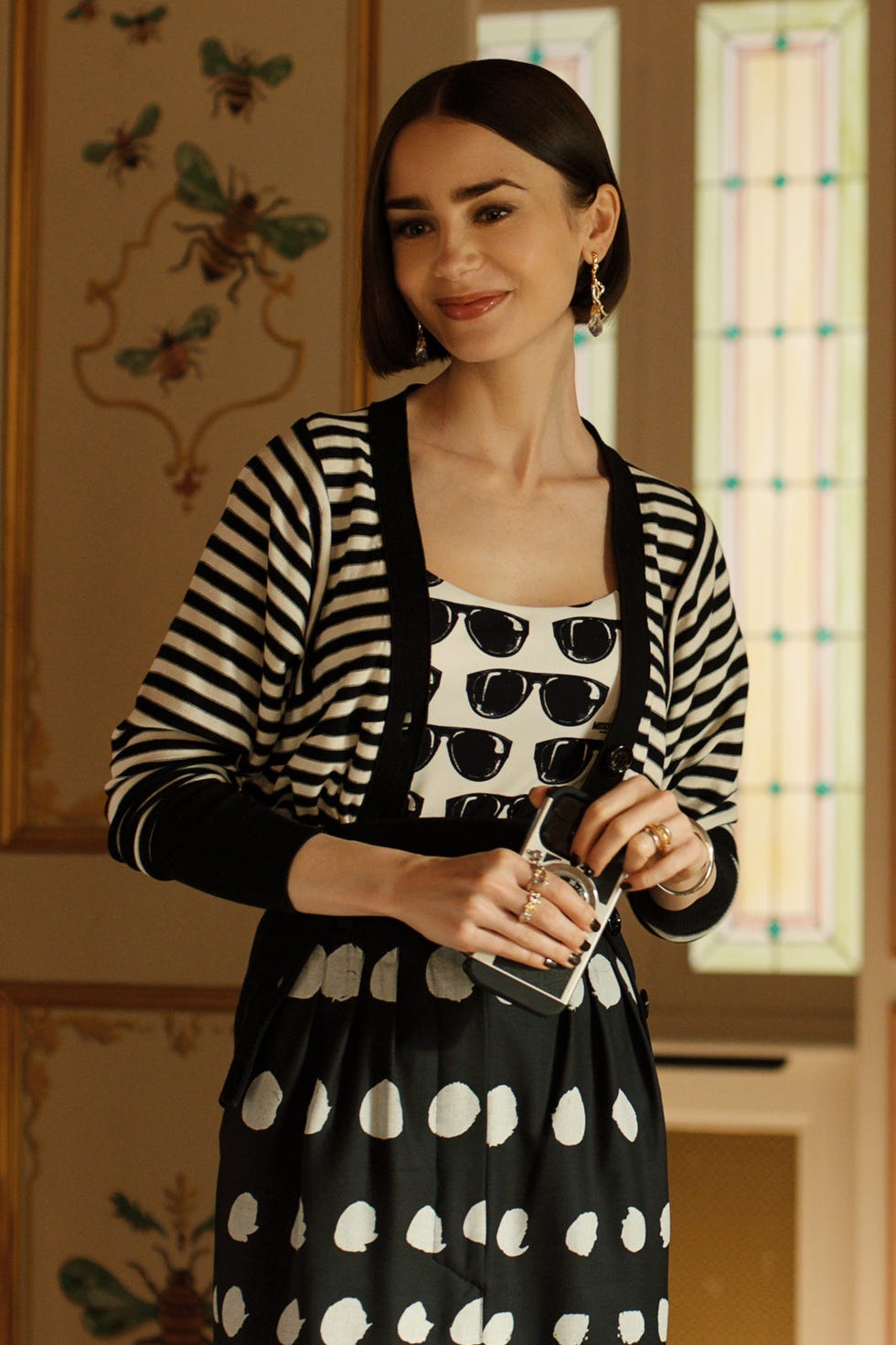 Nữ chính phim ngôn tình top 1 toàn cầu: Từ chối làm dâu hào môn, visual quá xuất sắc, style tuyệt đối sang chảnh- Ảnh 8. Nữ chính phim ngôn tình top 1 toàn cầu: Từ chối làm dâu hào môn, visual quá xuất sắc, style tuyệt đối sang chảnh- Ảnh 8.