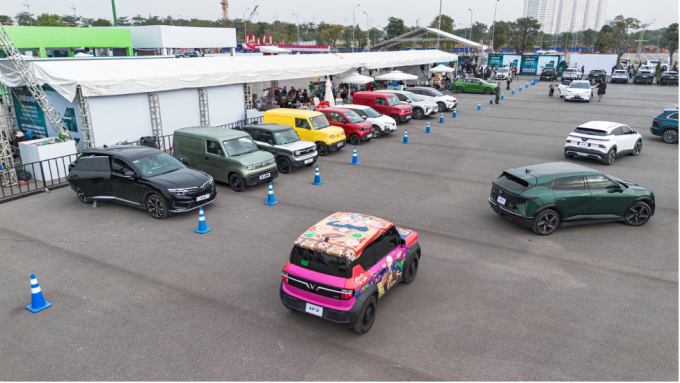 VinFast là hãng có dàn xe lái thử nhiều nhất tại Vietnam Mobility Show 2025. Ảnh: Hoàng Giang