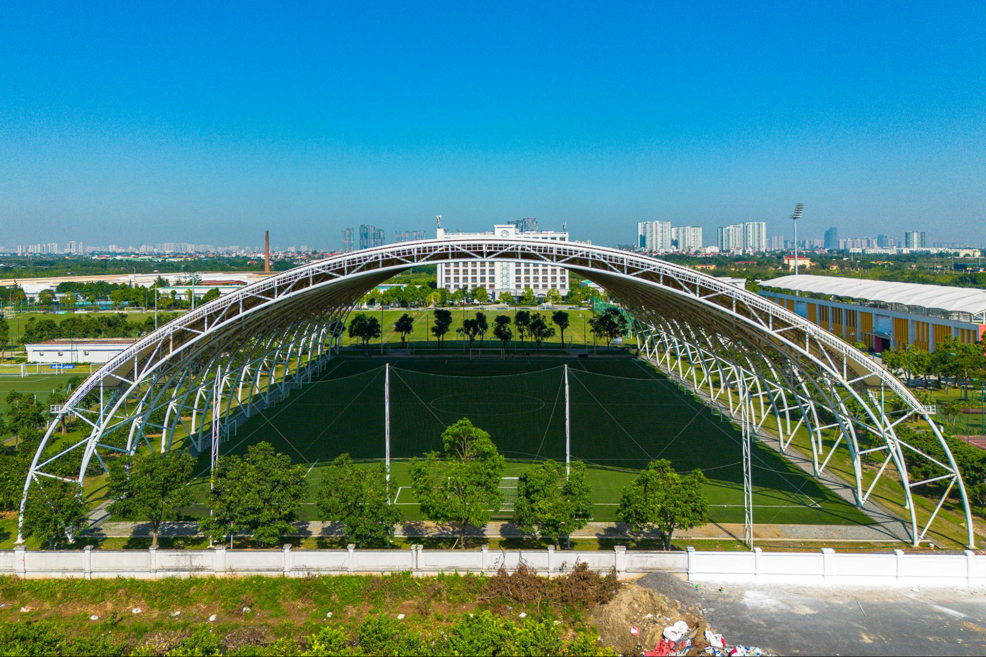 Cuộc đua siêu sân vận động: Vingroup xây sân có mái che lớn nhất thế giới, Sun Group làm sân 50.000 chỗ ngay cạnh trung tâm TPHCM- Ảnh 13.