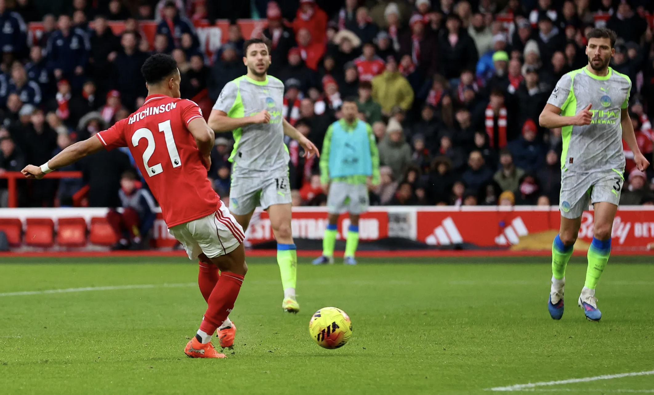 1766848845 654 Vua kien tao Cherki ha guc Nottingham Forest Man City