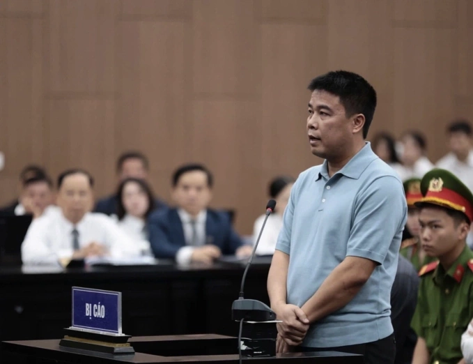 Tháng 7/2025, ông chủ Phúc Sơn, Nguyễn Văn Hậu bị tuyên 30 năm tù trong vụ án thứ nhất, song không kháng cáo. Ảnh: Danh Lam