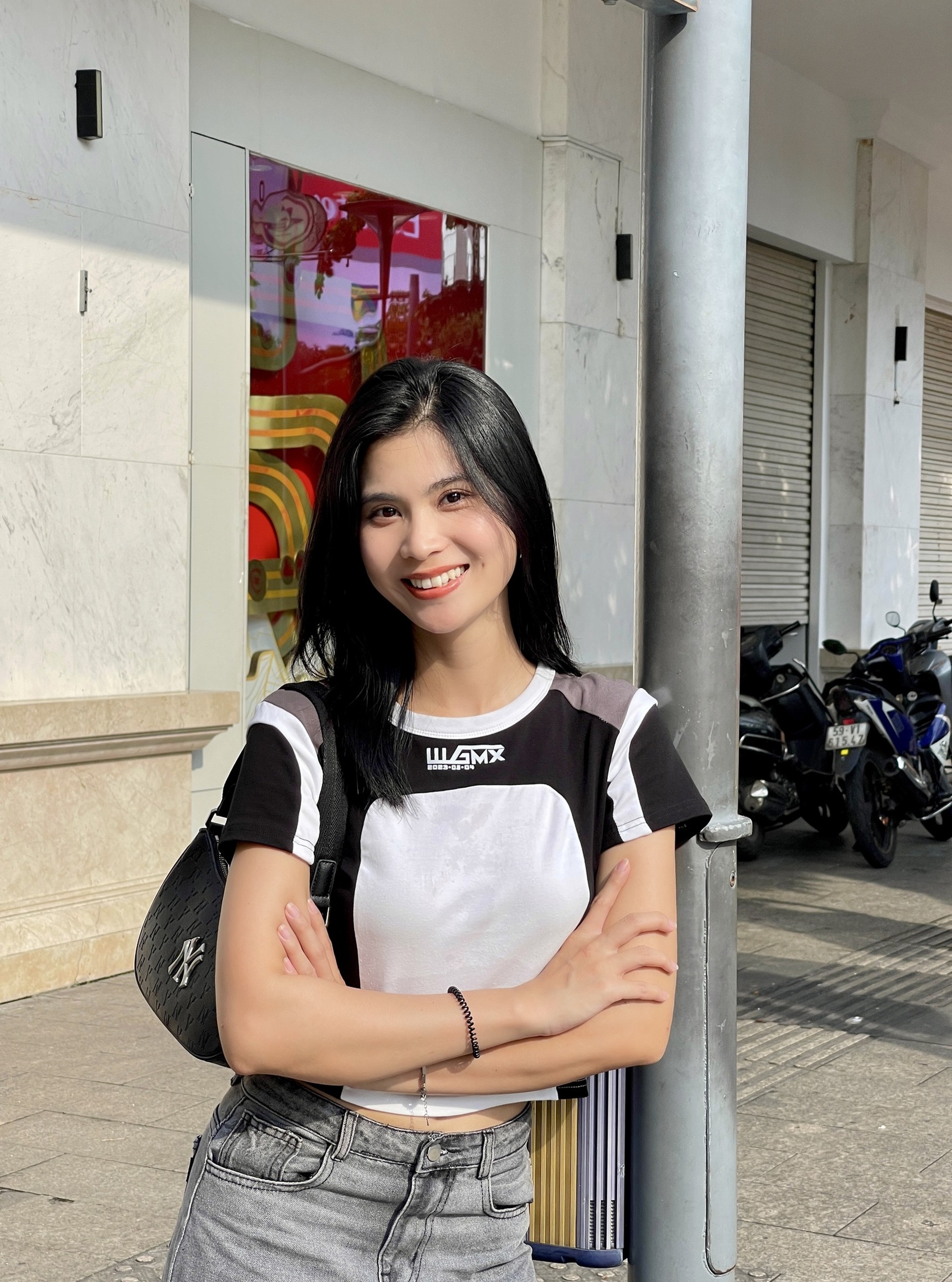 Mỹ nhân Lật mặt Trâm Anh: Trên phim lam lũ, ngoài đời gợi cảm bất ngờ - 8