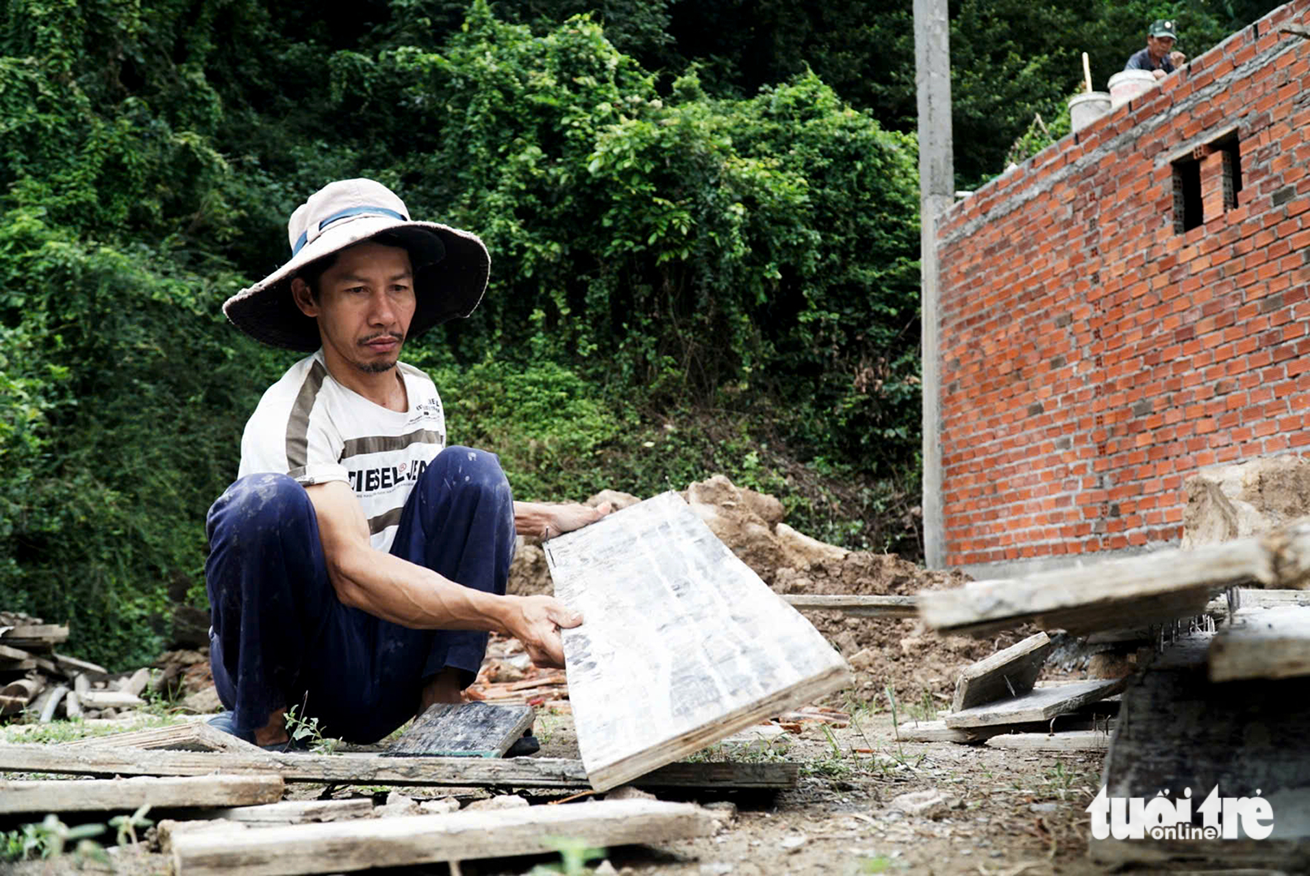 Nụ cười ấm lại dưới mái nhà sau bão lũ - Ảnh 6. chiến dịch quang trung - Ảnh 6.