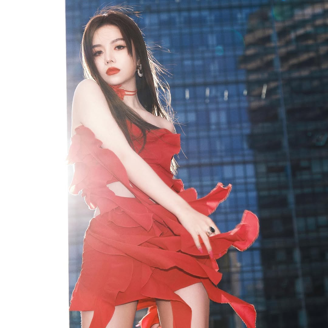 Sự hết thời của nữ idol quốc dân: 2000 ngày không một trang báo đưa tin, ra bài nào flop bài đó- Ảnh 4.