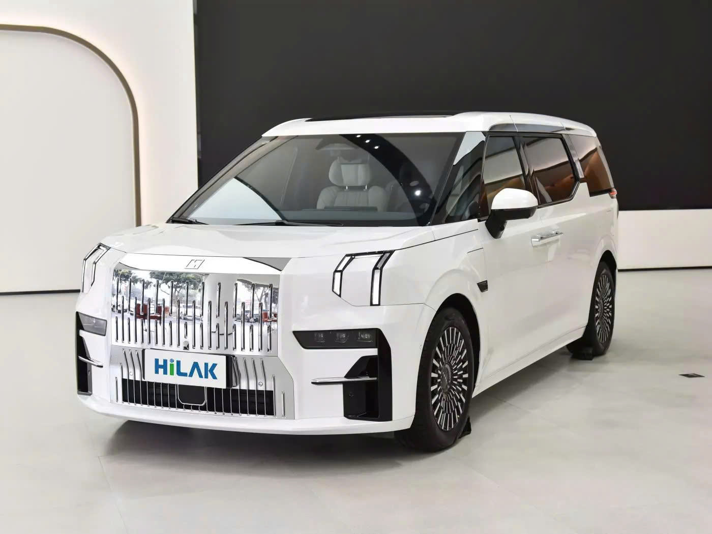 Thêm 2 hãng xe mới ra mắt Việt Nam năm 2026, có cả hãng chuyên về xe điện 4 xe điện - Ảnh 7.