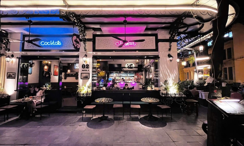 Top 5 quán cà phê mở xuyên đêm tại khu vực Hoàn Kiếm - 5