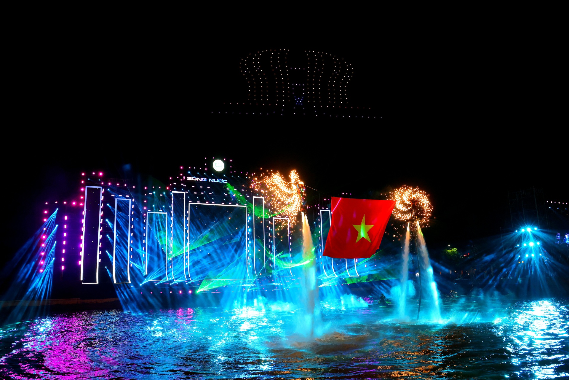 Mãn nhãn đêm khai mạc Lễ hội văn hóa sông nước Cần Thơ - 2