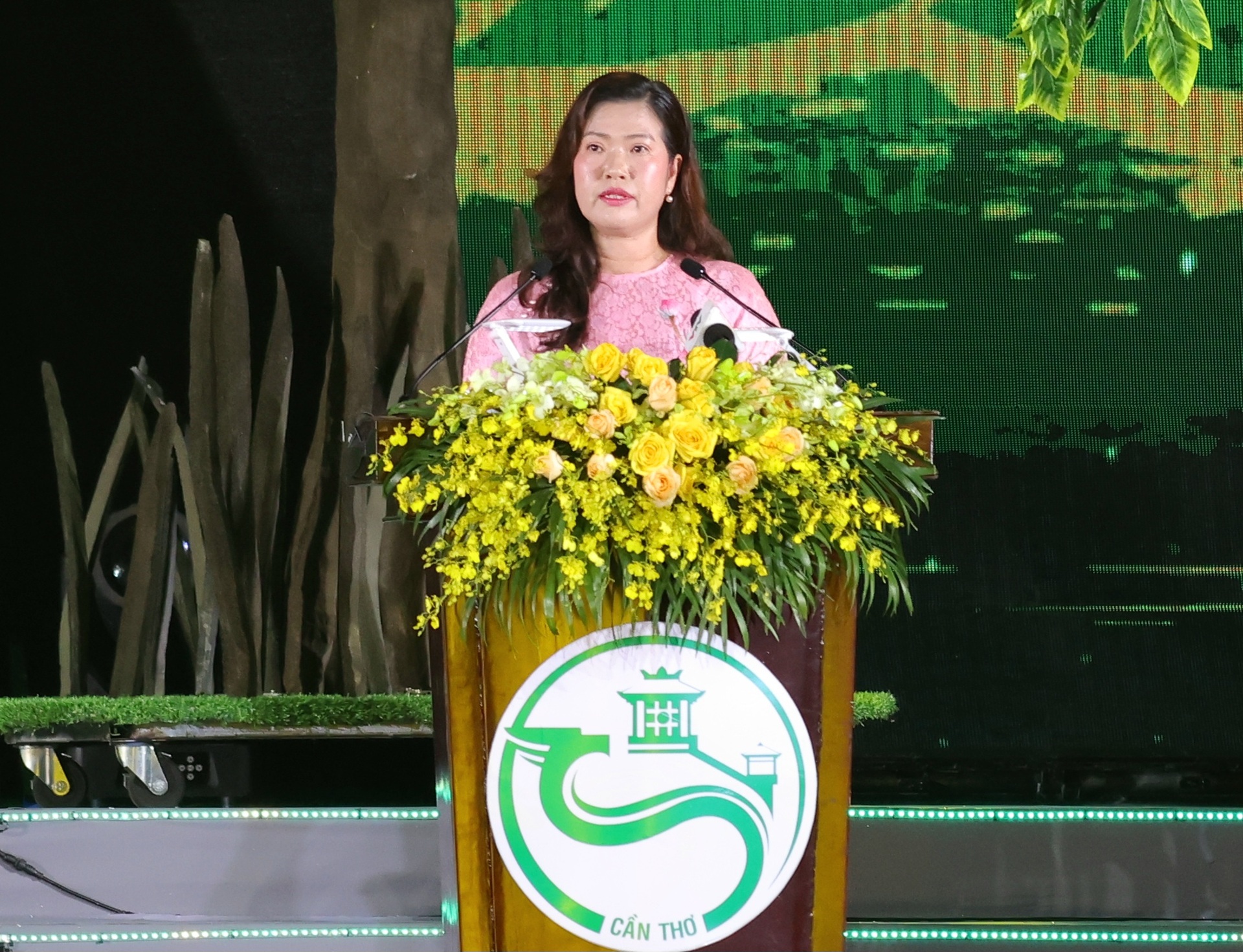 Mãn nhãn đêm khai mạc Lễ hội văn hóa sông nước Cần Thơ - 3