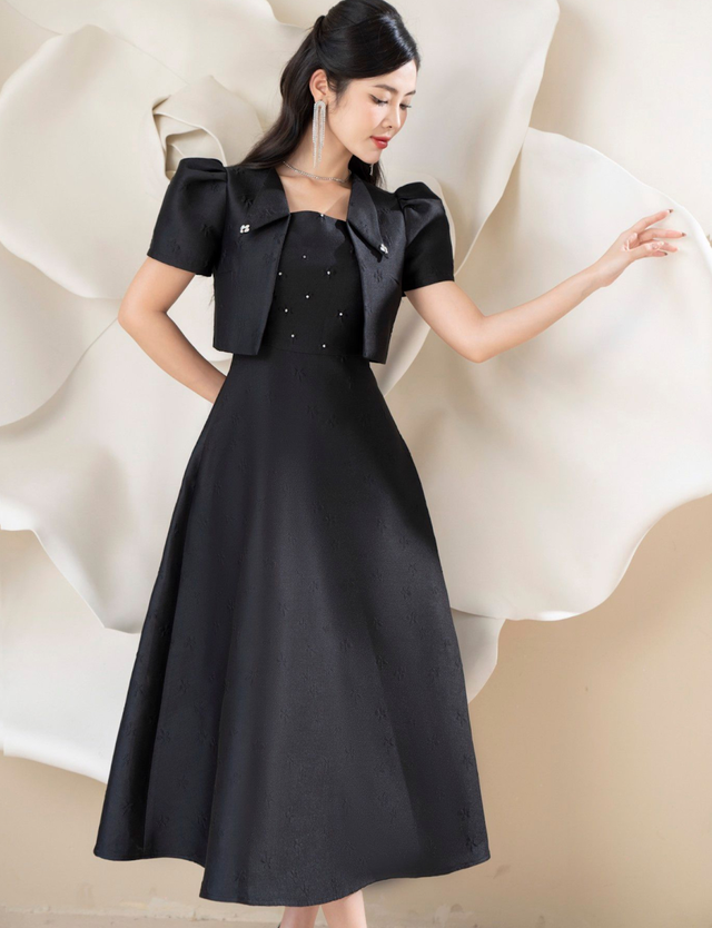 Áo khoác bolero vượt khỏi khuôn khổ cổ điển, tôn dáng cho phái đẹp- Ảnh 2.