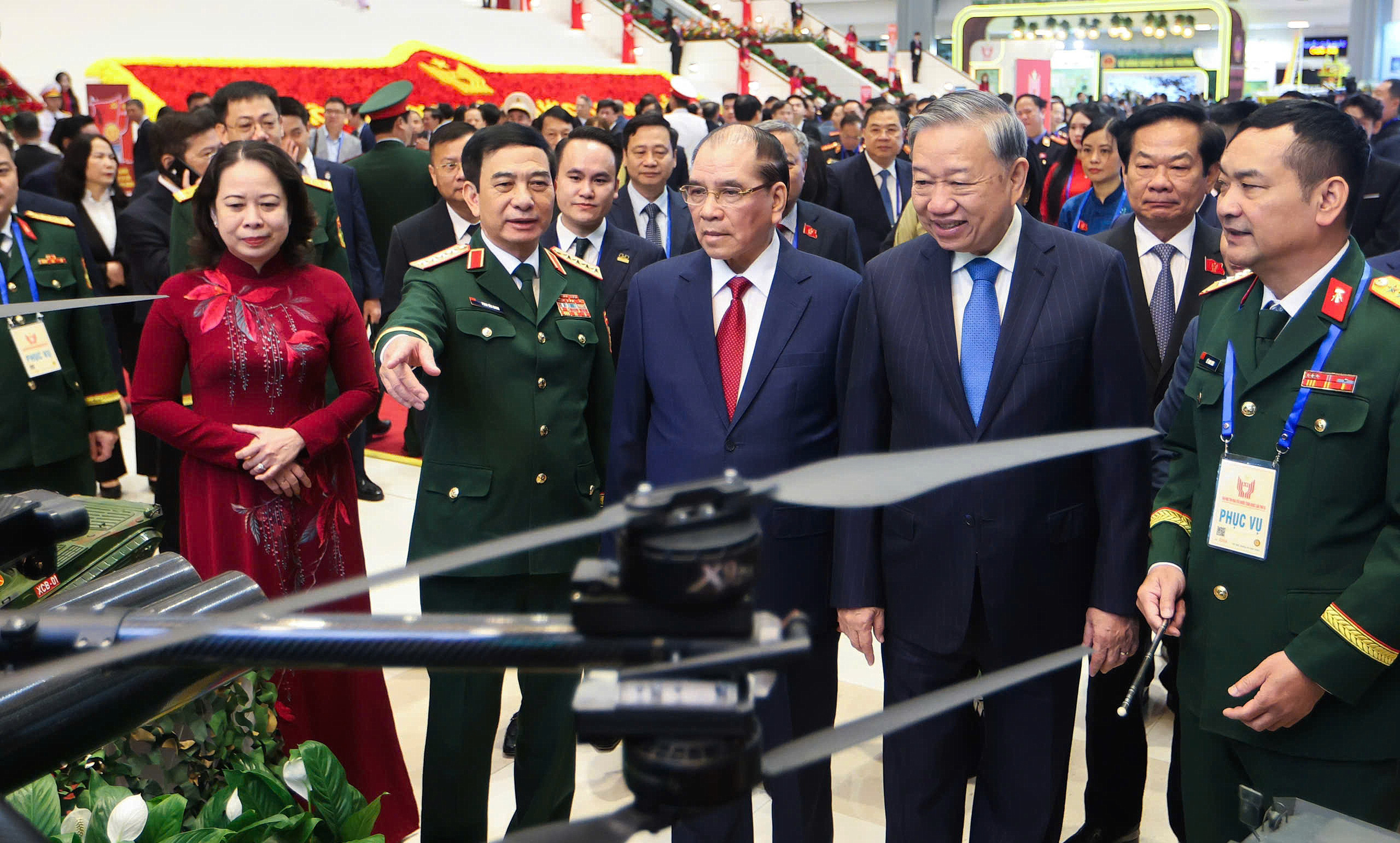 Đồng lòng đưa đất nước phát triển nhanh, bền vững - Ảnh 3.