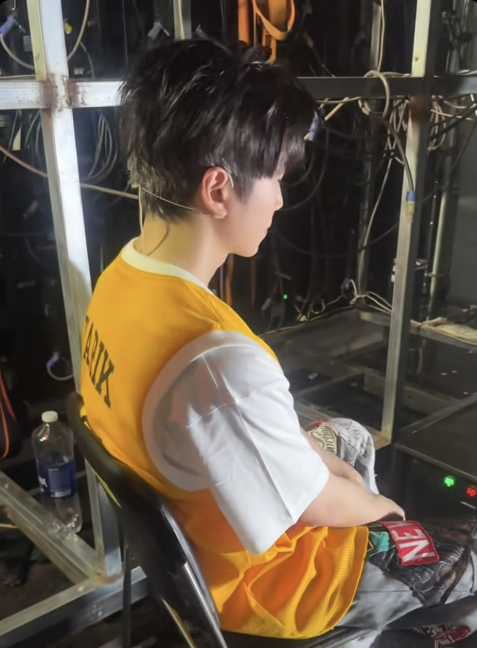 Một Anh Trai đối diện ca phẫu thuật sau concert, khó xuất hiện tại Day 2 Mỹ Đình- Ảnh 7.