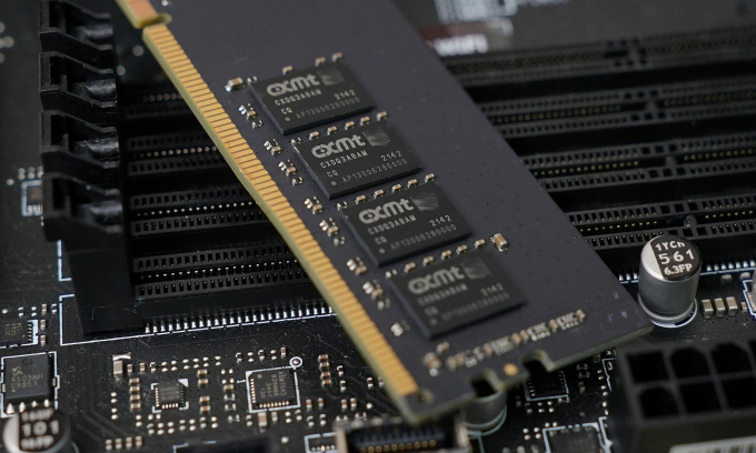 Chip nhớ CXMT trên một thanh RAM. Ảnh: CXMT