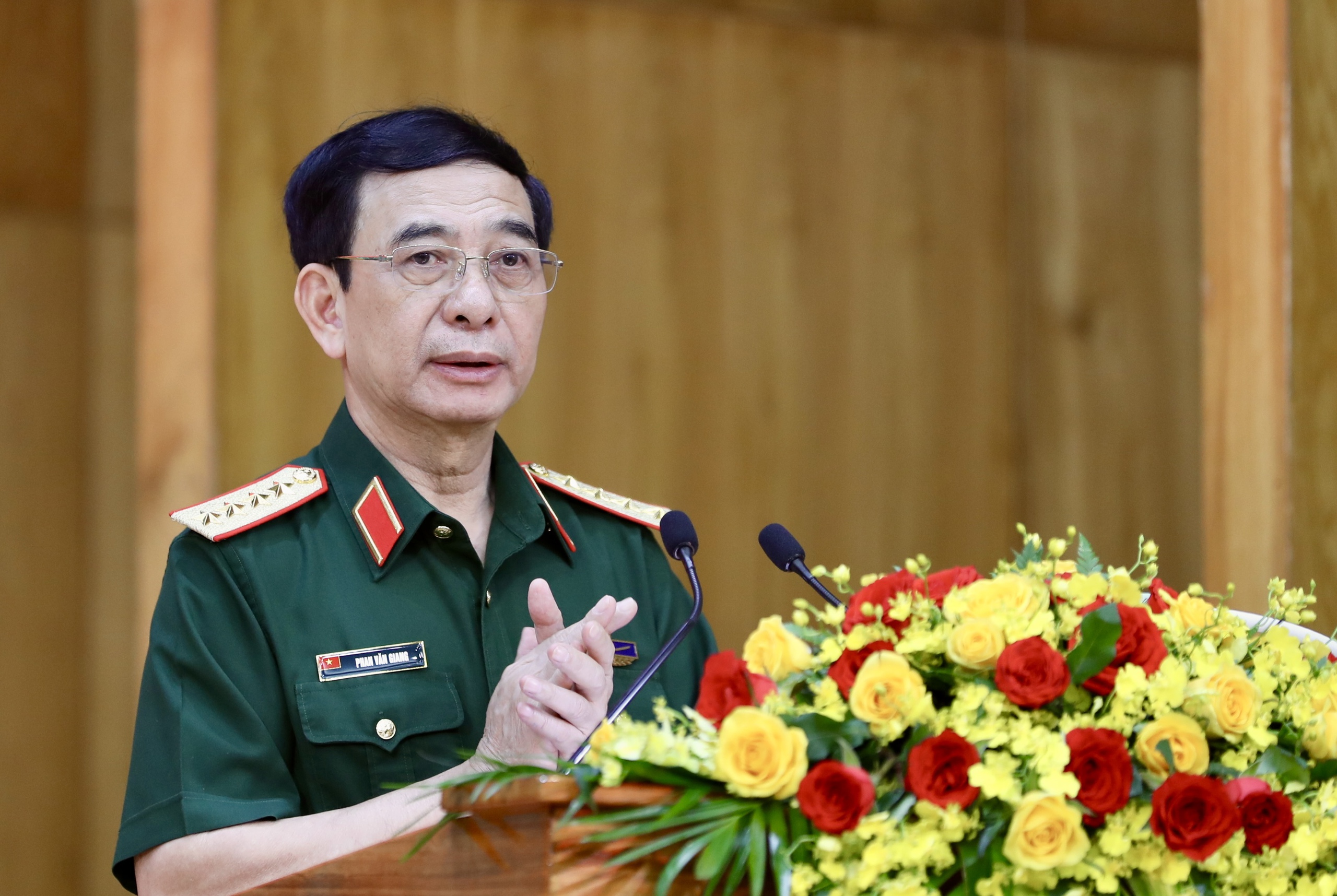 Quân khu 7 đón nhận Huân chương Bảo vệ Tổ quốc hạng Nhất - Ảnh 6.