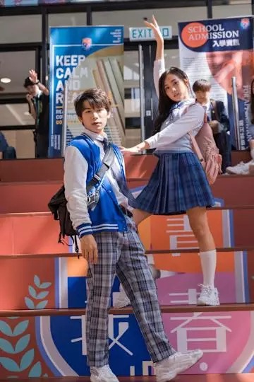 Cặp mỹ nhân 2K6 - ca sĩ 93 lộ clip thân mật, sao trước đó còn chối đây đẩy chuyện yêu đương- Ảnh 4.