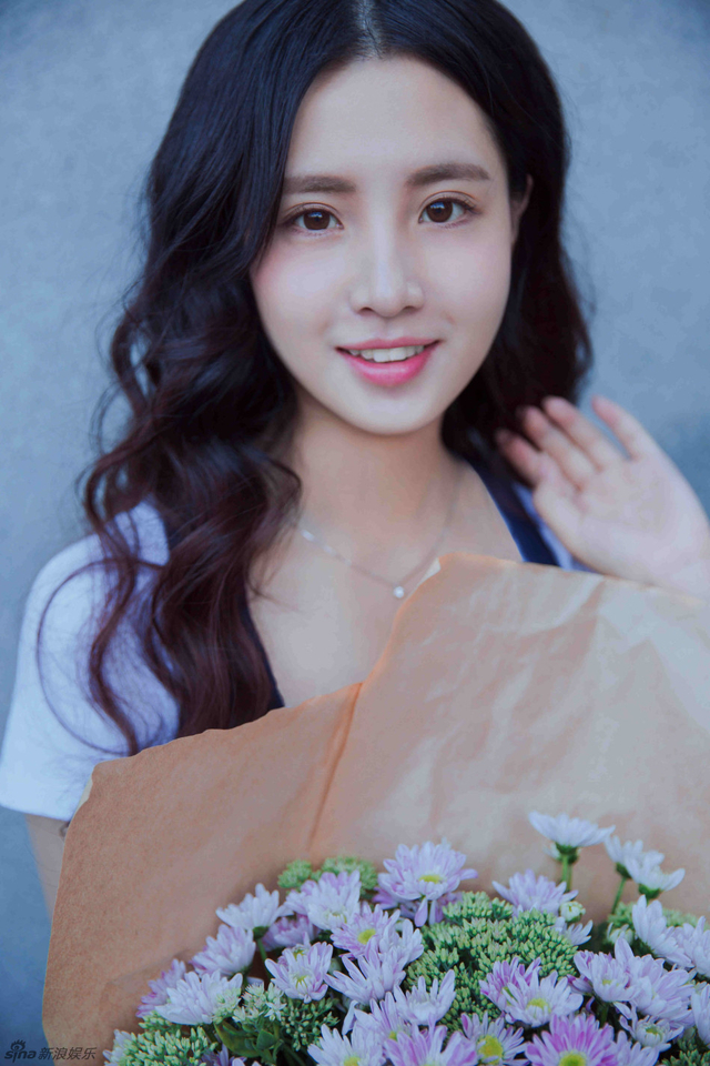 1766962930 963 My nu 4000 nam co 1 dung truoc nguy co