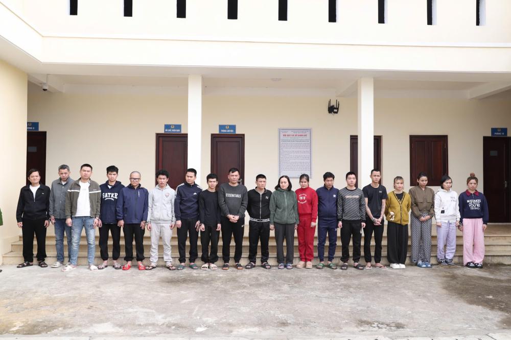 Thủ đoạn tinh vi khó tin của 2 ông trùm người Việt trong đường dây lừa đảo 120 tỷ đồng- Ảnh 2.