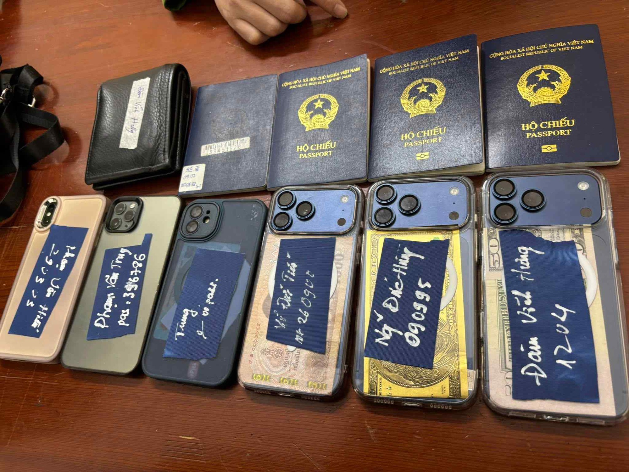 Thủ đoạn tinh vi khó tin của 2 ông trùm người Việt trong đường dây lừa đảo 120 tỷ đồng- Ảnh 3.