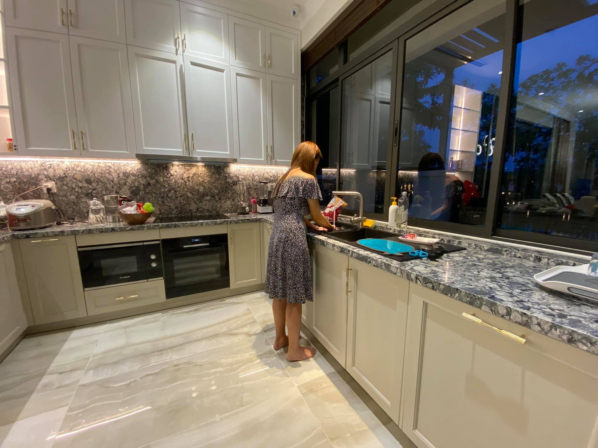 Nữ nghệ sĩ tái hôn với đại gia, được 