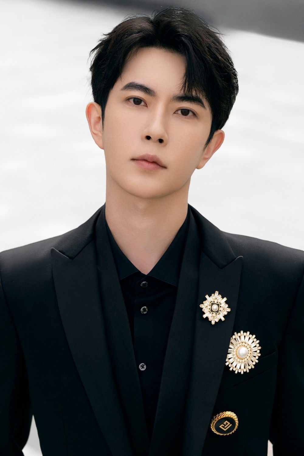 10 nam diễn viên đẹp nhất thế giới 2025: V (BTS) xếp sau Vu Mông Lung, hạng 1 ai thấy cũng chê cực mạnh- Ảnh 5.