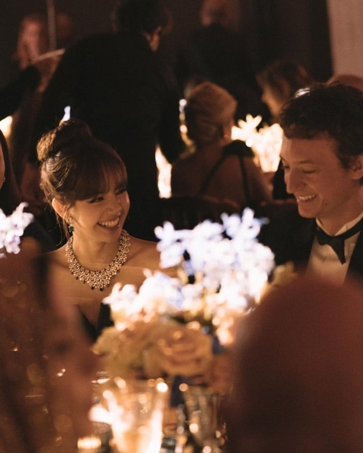 Bùng nổ tin Lisa (BLACKPINK) bí mật kết hôn với bạn trai tài phiệt ở Pháp, sắp giải nghệ để mang thai?- Ảnh 4. Bùng nổ tin Lisa (BLACKPINK) bí mật kết hôn với bạn trai tài phiệt ở Pháp, sắp giải nghệ để mang thai?- Ảnh 4.