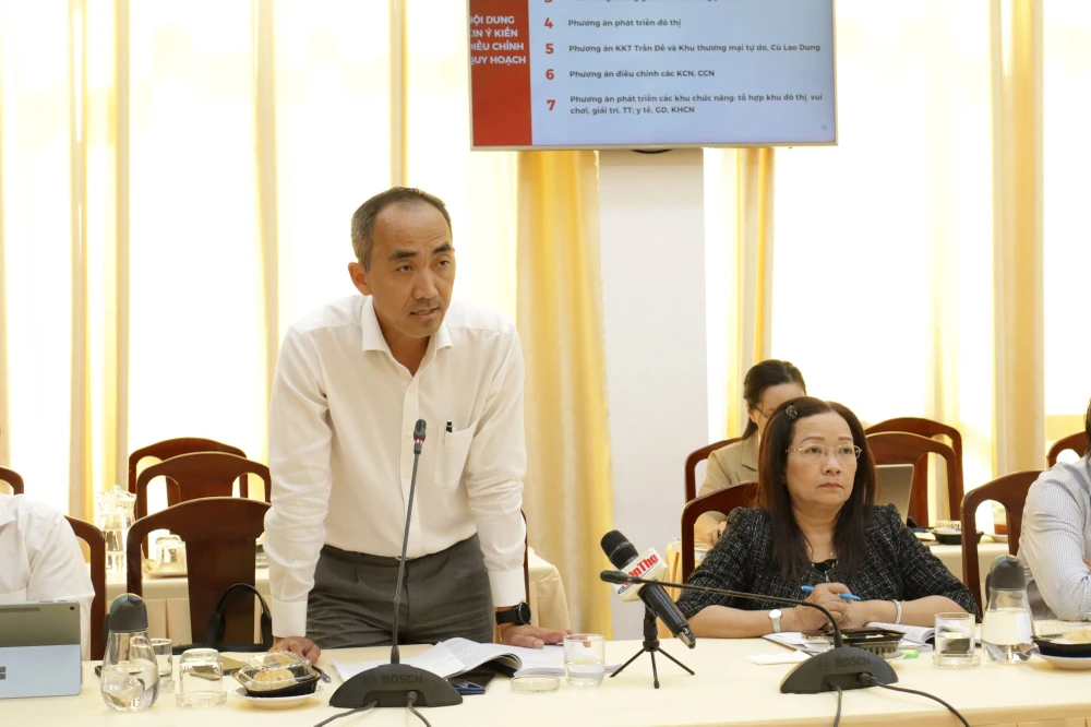 Ông Nguyễn Phương Lam, Giám đốc VCCI chi nhánh ĐBSCL cho rằng dự thảo quy hoạch được chuẩn bị khá kỹ, tuy nhiên dưới góc nhìn của ông thì chưa thấy có phân tích và dự báo tất cả các tác động từ bên ngoài đối với TP. Ảnh: NHẪN NAM can-tho-3.jpg