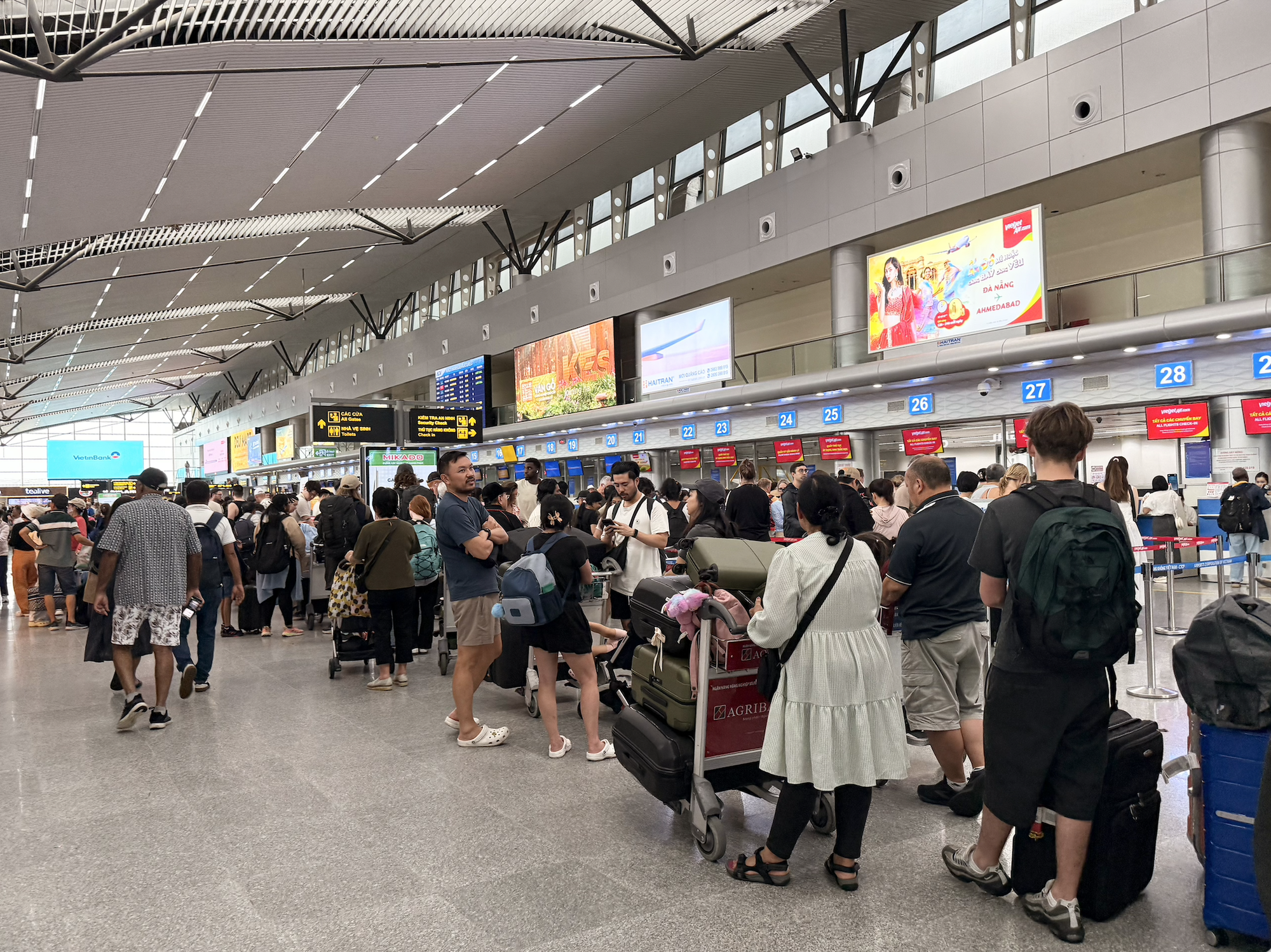 Cảnh báo gấp khách đi sân bay dịp Tết, hãy có mặt sớm 2-3 tiếng nếu không muốn bị 