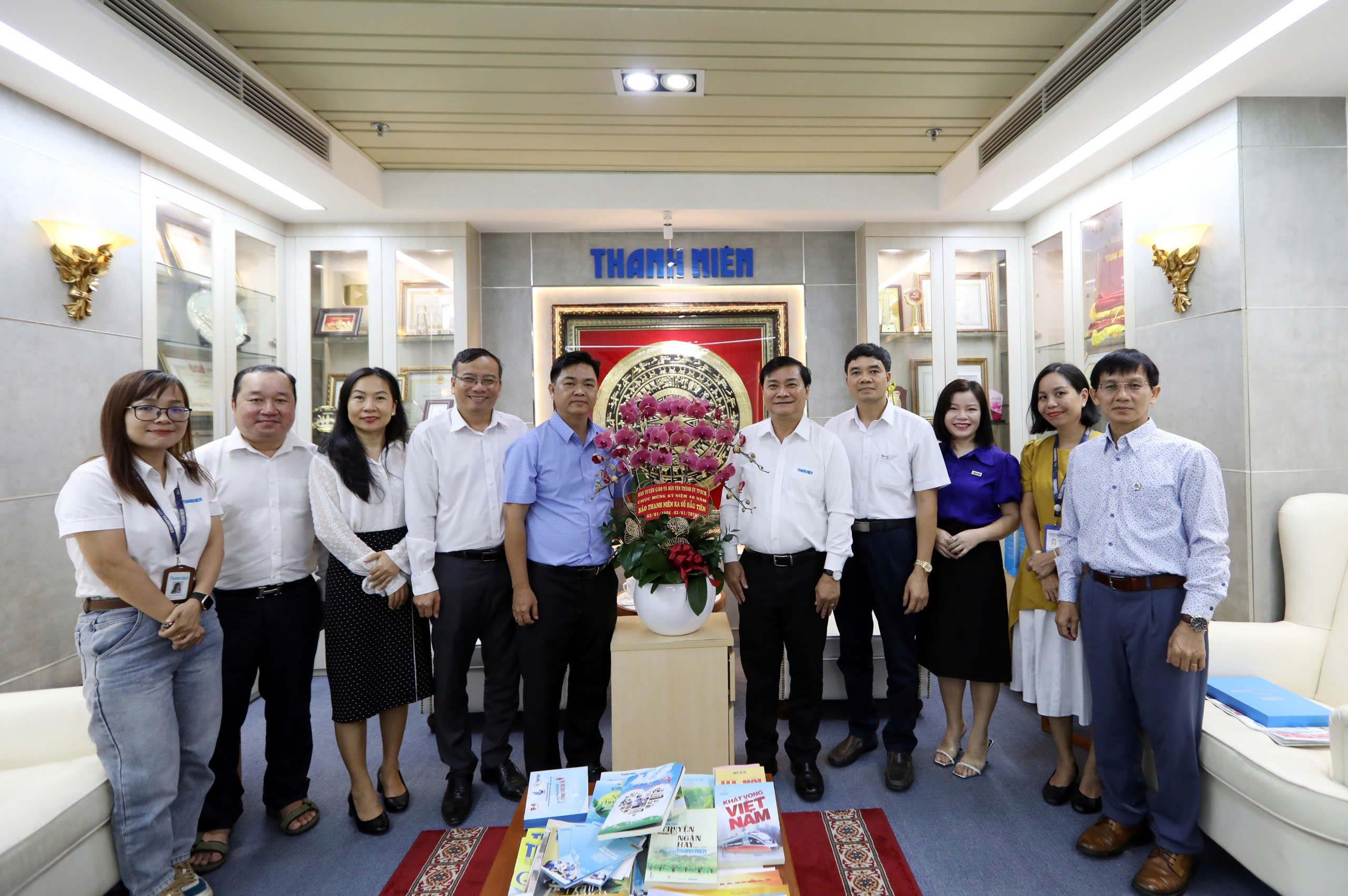 Báo Thanh Niên luôn sống nghĩa tình, trách nhiệm như một người con của TP.HCM - Ảnh 4.