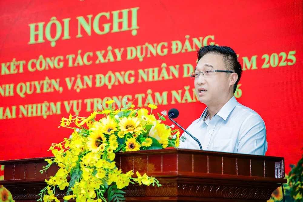 TP.HCM: Phường Thủ Đức giảm 80% thời gian nhập liệu nhờ Robot và AI-phuong-thu-duc-robot-AI 4.jpg