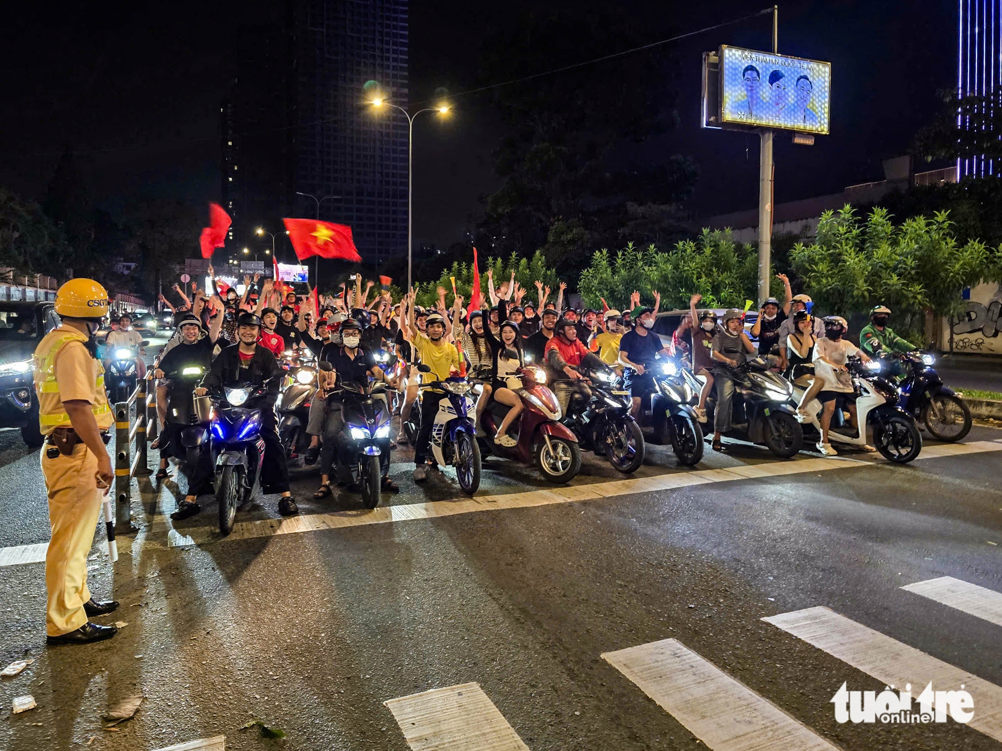 1767012498 576 Pho cuc truong CSGT Dich den la su an toan