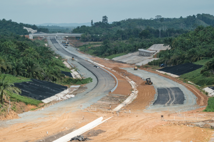 Tuyến cao tốc đang thi công nối Nusantara với Balikpapan, Đông Kalimantan. Ảnh: AFP