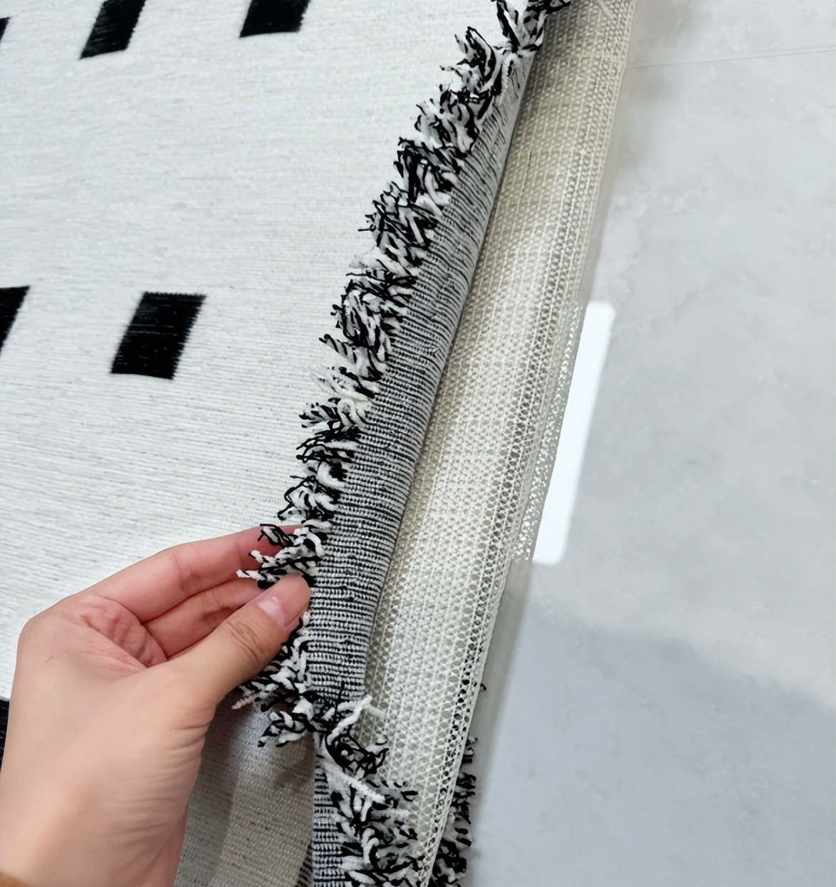 Ông bà dặn từ lâu: 5 thứ không nên đặt trong phòng khách - Giờ ngẫm mới thấy ĐÚNG- Ảnh 4.