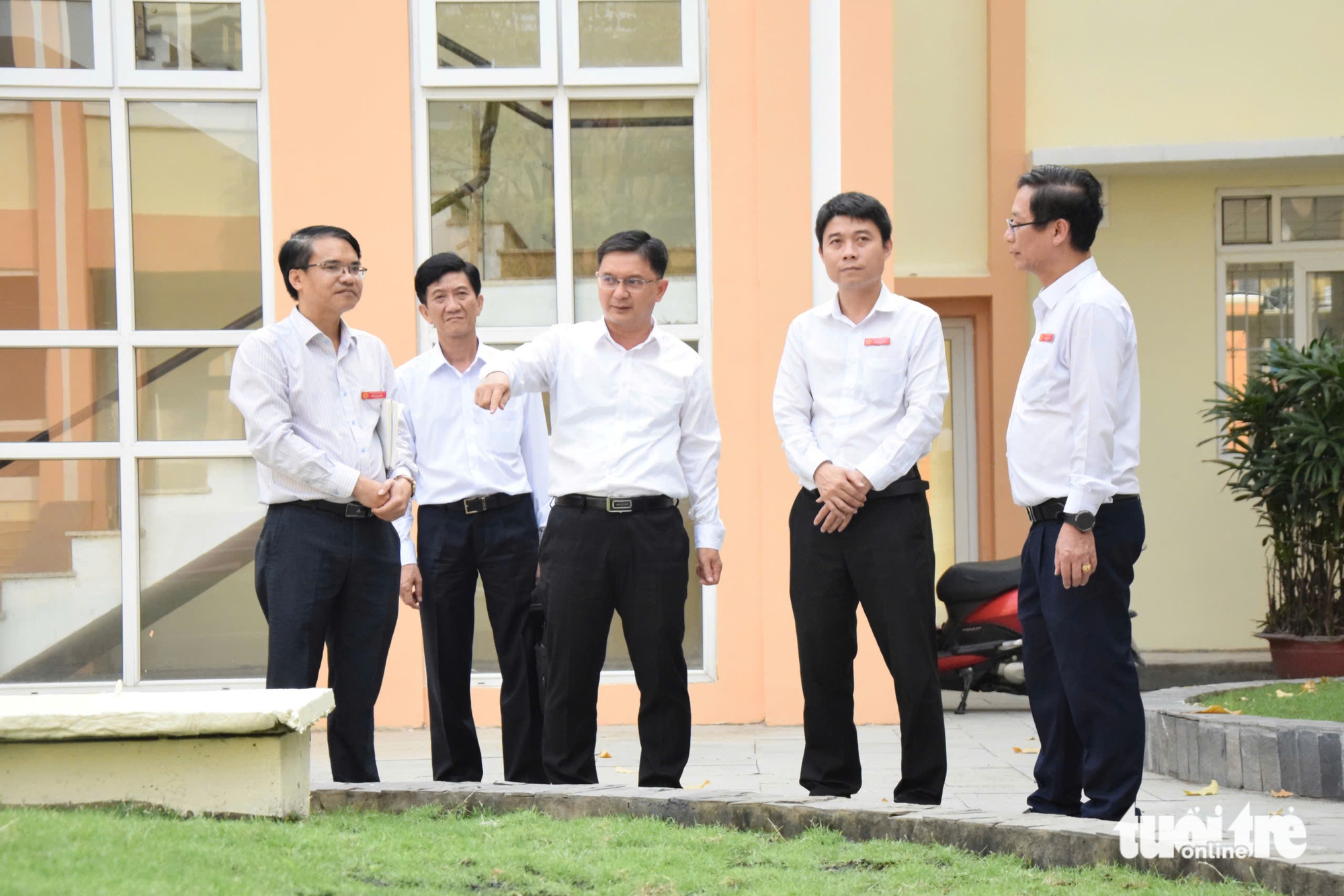 Phó chủ tịch UBND TP.HCM Nguyễn Mạnh Cường khảo sát Trung tâm Phục vụ hành chính công - Ảnh 5.