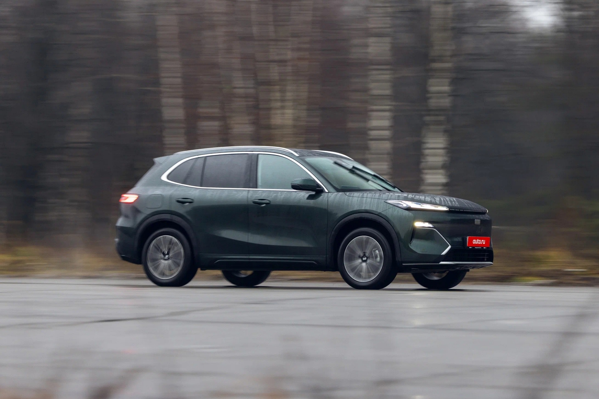 Khách Việt mua ô tô gầm cao cỡ C sắp có thêm lựa chọn xe PHEV mới - 3