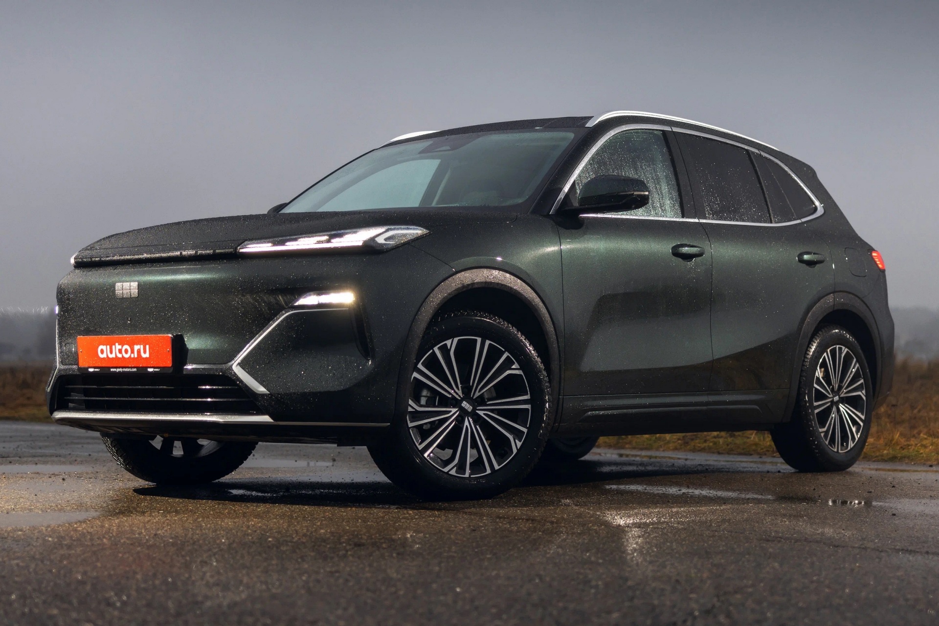 Khách Việt mua ô tô gầm cao cỡ C sắp có thêm lựa chọn xe PHEV mới - 4