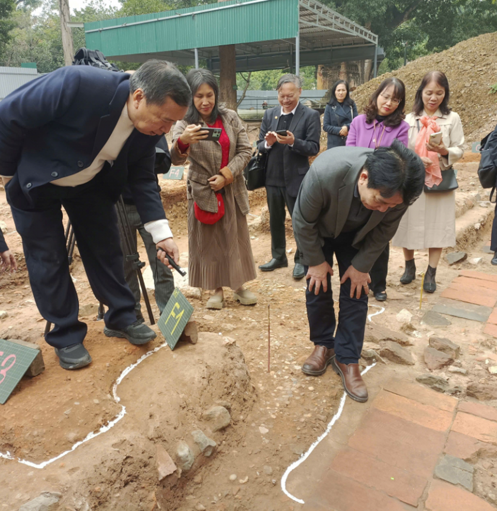 Phát lộ móng cột khổng lồ tại Chính điện Kính Thiên quy mô nghìn năm - 3