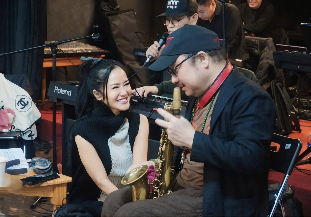 Sở Văn hóa Hà Nội lên tiếng vụ Về đây bốn cánh chim trời hủy diễn bất ngờ - 2