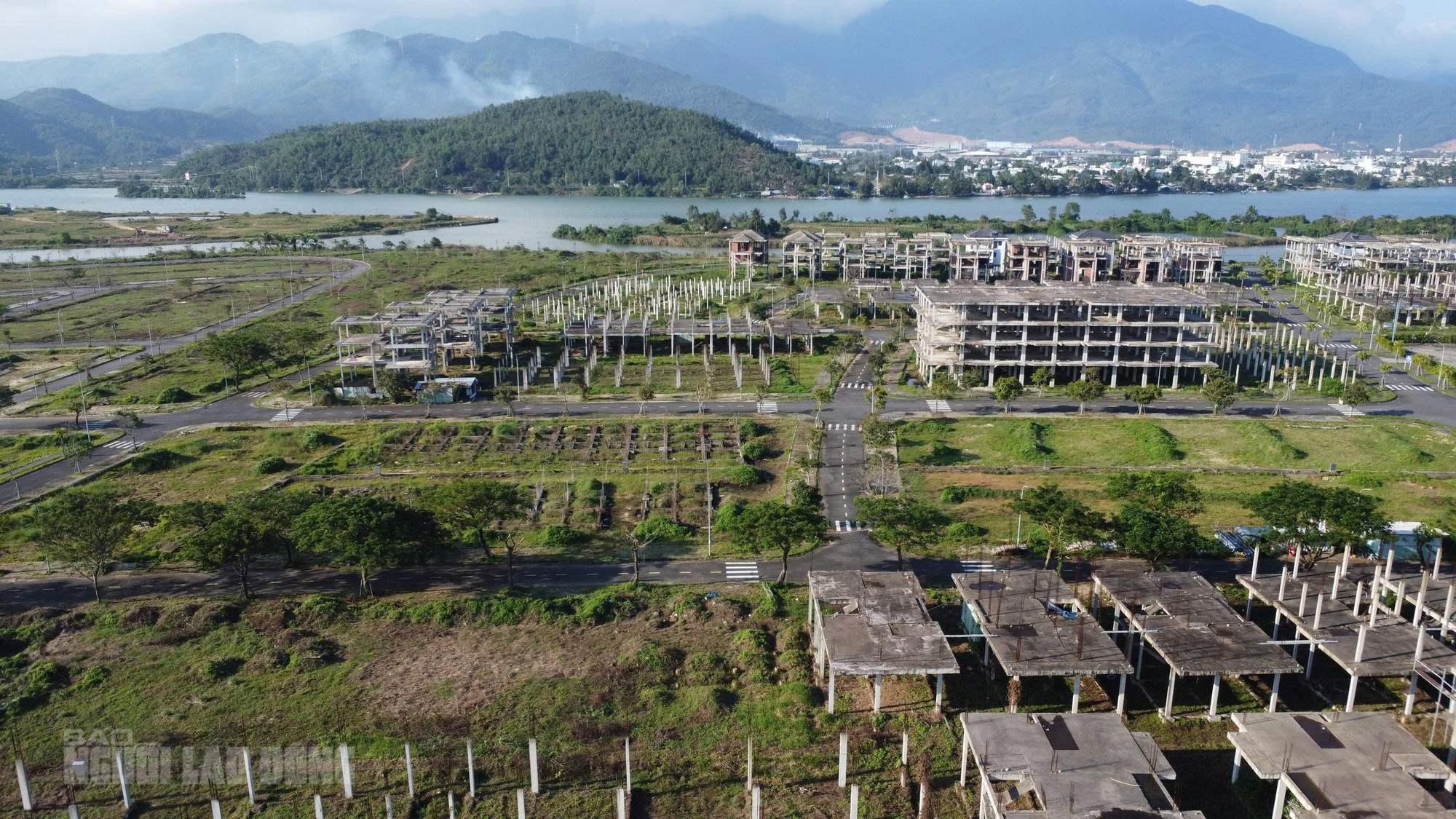 Cảnh hoang hóa tại khu đô thị Golden Hills City Đà Nẵng sau 2 lần Thanh tra - Ảnh 4.
