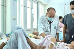 Sốt xuất huyết tăng mạnh, Hà Nội bước vào cao điểm dịch