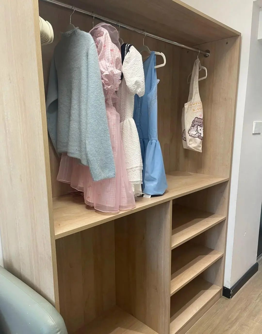 1767067494 406 Nha be ti hon van tien nghi den tung centimet