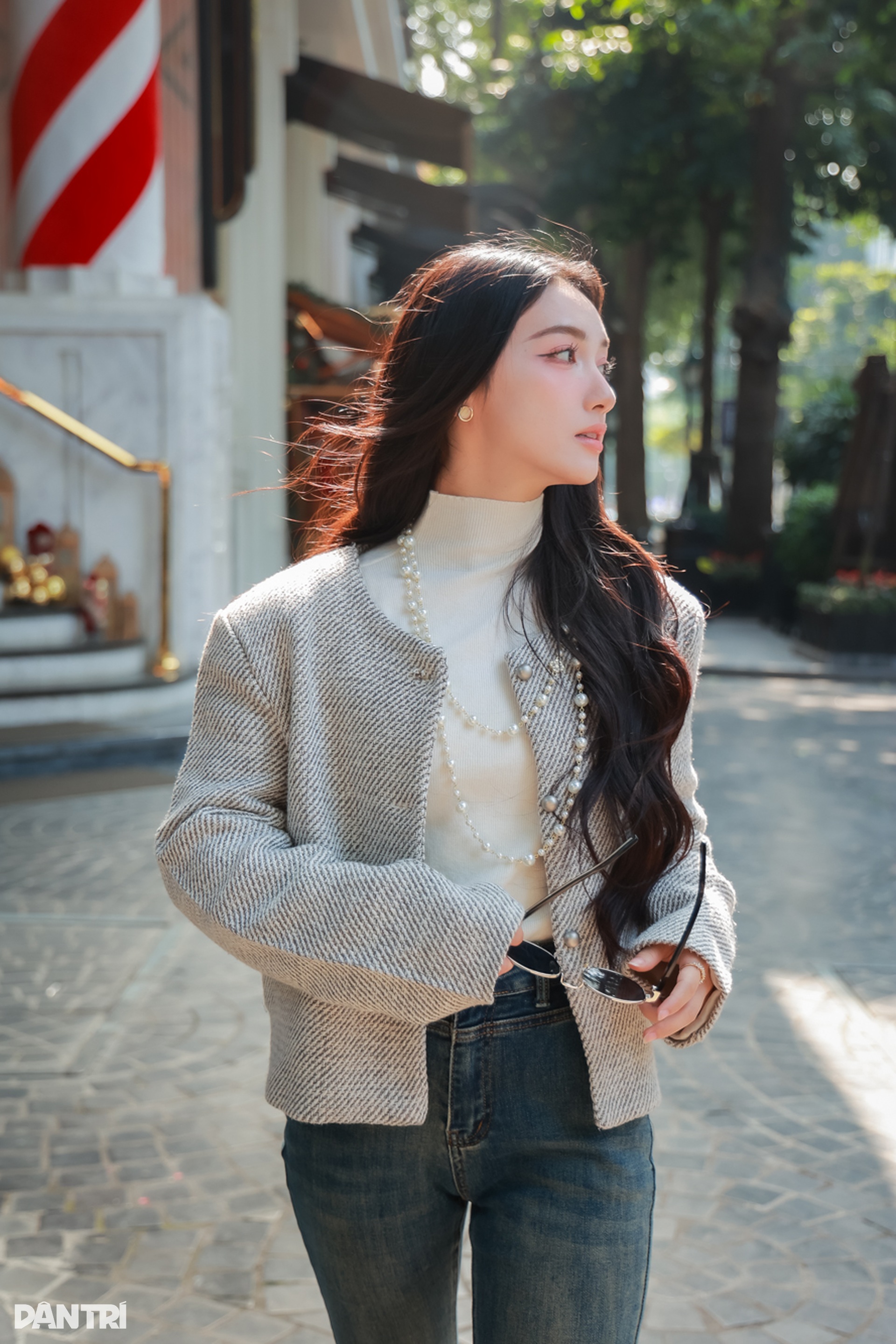 Á khôi Hà Nội diện thiết kế vải dạ xinh như búp bê - 14 Á khôi Hà Nội diện thiết kế vải dạ xinh như búp bê - 14