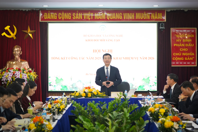 Bộ trưởng Nguyễn Mạnh Hùng phát biểu tại Hội nghị tổng kết, ngày 29/12/2025. Ảnh: Lưu Quý