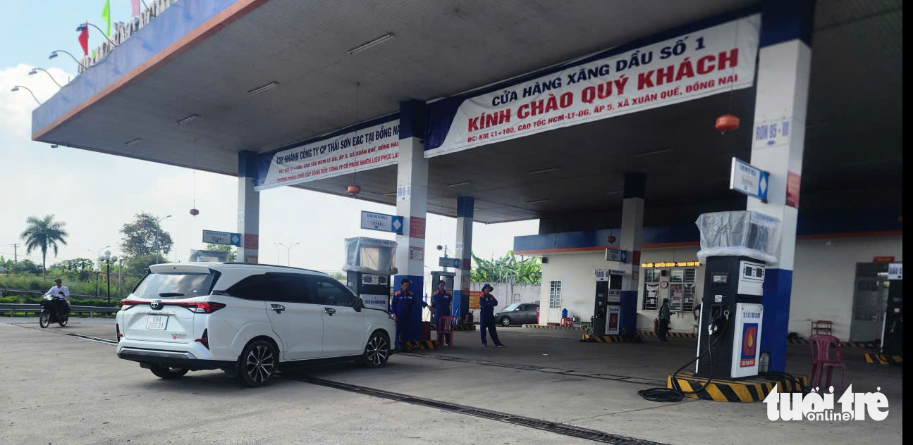 Cả trăm km cao tốc chỉ có 2 cây xăng Châu Thành, Đồng Nai buộc VEC chịu trách nhiệm nếu 'đứt gãy' - Ảnh 4.