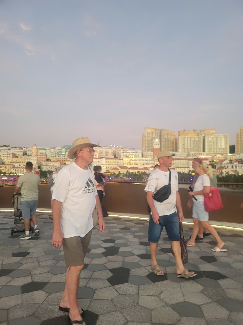 1 địa phương là điểm ghi dấu mốc kỷ lục 20 triệu lượt khách quốc tế đến Việt Nam, ai cũng trầm trồ: Hòn đảo đẹp nhất châu Á- Ảnh 3.