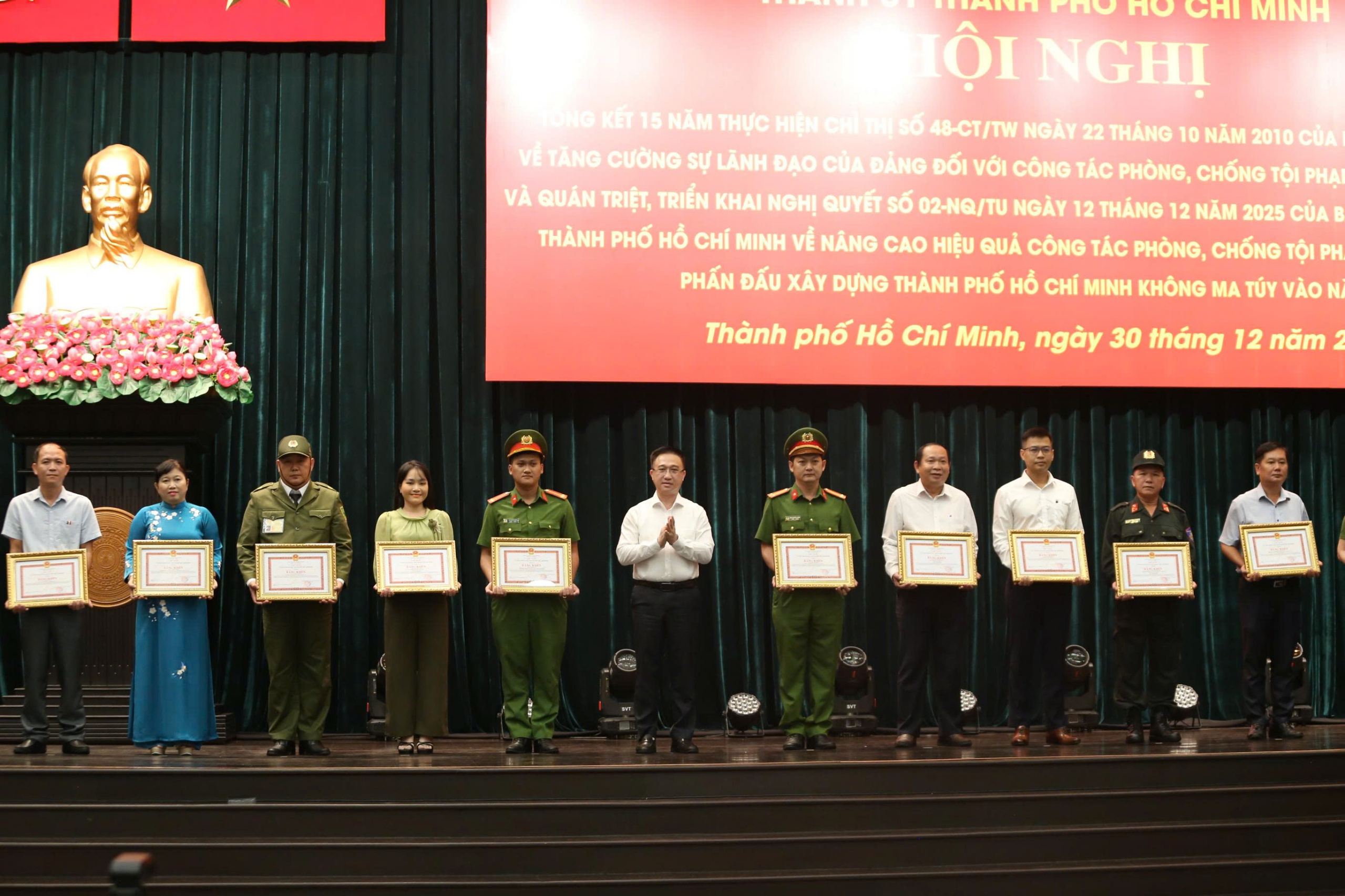 Triển khai Nghị quyết 02-NQ/TU, xây dựng TPHCM không ma tuý - Ảnh 4.