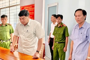 Vụ sai phạm đất đai xảy ra tại Long Xuyên: Khởi tố thêm 1 nguyên phó chủ tịch và 11 người