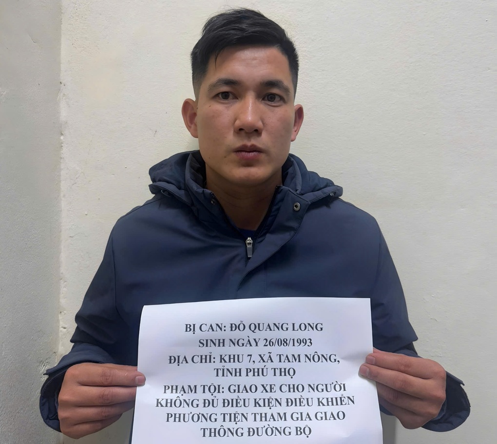 Khởi tố người lái máy xúc không giấy phép, có hơi men, gây tai nạn - 2